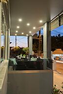 Theofilos City Hotel