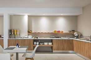 Sea View Hotel & Apartments