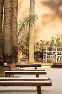 Sea View Hotel & Apartments