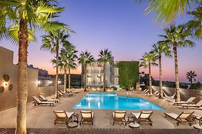 Sea View Hotel & Apartments