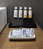 Sea View Hotel & Apartments