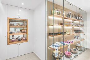 Sea View Hotel & Apartments