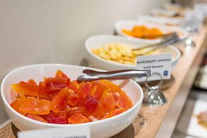 Sea View Hotel & Apartments