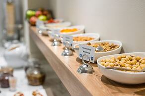 Sea View Hotel & Apartments