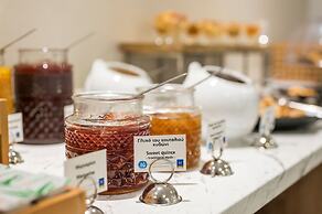 Sea View Hotel & Apartments