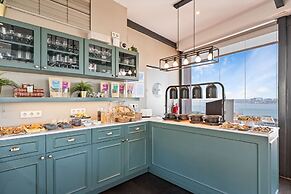 Monte Belvedere Hotel by Shiadu