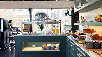 Monte Belvedere Hotel by Shiadu