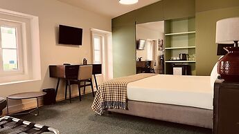 Monte Belvedere Hotel by Shiadu