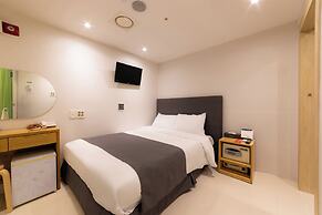 Hotel Cozy Myeongdong