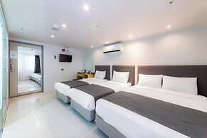 Hotel Cozy Myeongdong