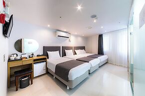 Hotel Cozy Myeongdong