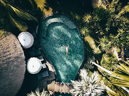 Blue Karma Dijiwa Seminyak