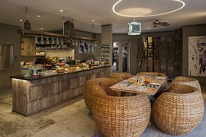 Blue Karma Dijiwa Seminyak