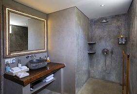 Blue Karma Dijiwa Seminyak