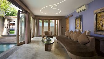 Blue Karma Dijiwa Seminyak