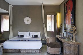 Blue Karma Dijiwa Seminyak