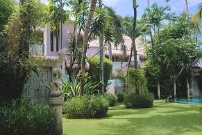 Blue Karma Dijiwa Seminyak