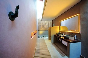 Blue Karma Dijiwa Seminyak