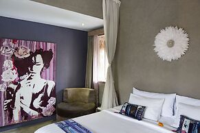 Blue Karma Dijiwa Seminyak