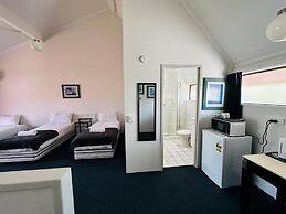 Enderley Gardens Resort