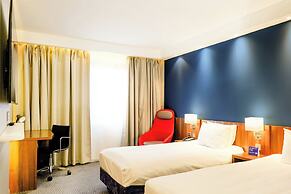 Holiday Inn Express Harlow by IHG