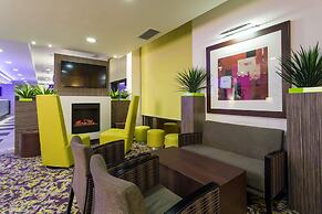 Holiday Inn Express Harlow by IHG
