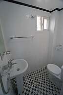 710 Guest house Yellow