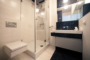 Platinum Towers E-Apartments