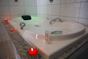 Hotel Brisa Tropical de Macae