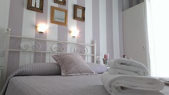Cyclades Hotel