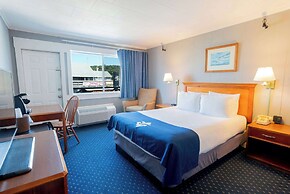 Fishermans Wharf Inn