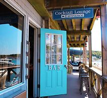 Fishermans Wharf Inn