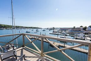Fishermans Wharf Inn