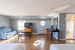 Fishermans Wharf Inn