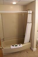 Fishermans Wharf Inn