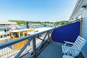 Fishermans Wharf Inn