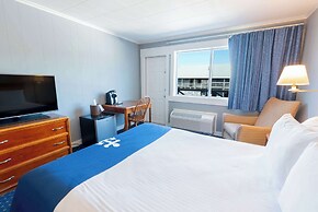 Fishermans Wharf Inn