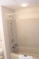 Fishermans Wharf Inn