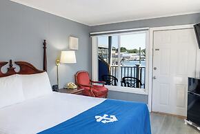 Fishermans Wharf Inn