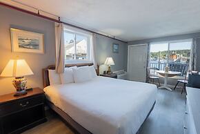 Fishermans Wharf Inn