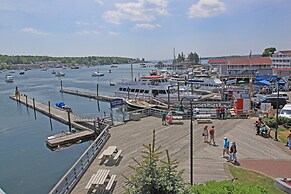 Fishermans Wharf Inn