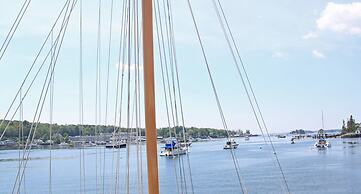 Fishermans Wharf Inn