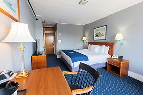 Fishermans Wharf Inn