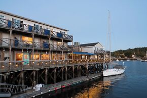 Fishermans Wharf Inn