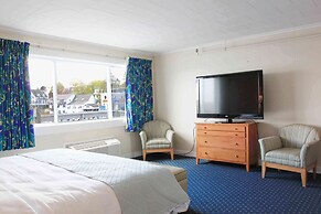 Fishermans Wharf Inn