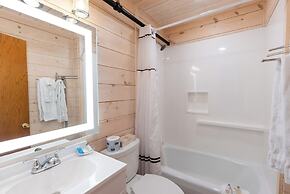 Fishermans Wharf Inn