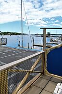 Fishermans Wharf Inn