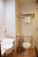 Hanting Express Qidong Jianghai Middle Road