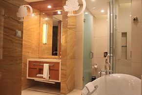 DoubleTree by Hilton Hotel Qinghai - Golmud