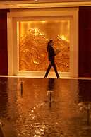 DoubleTree by Hilton Hotel Qinghai - Golmud